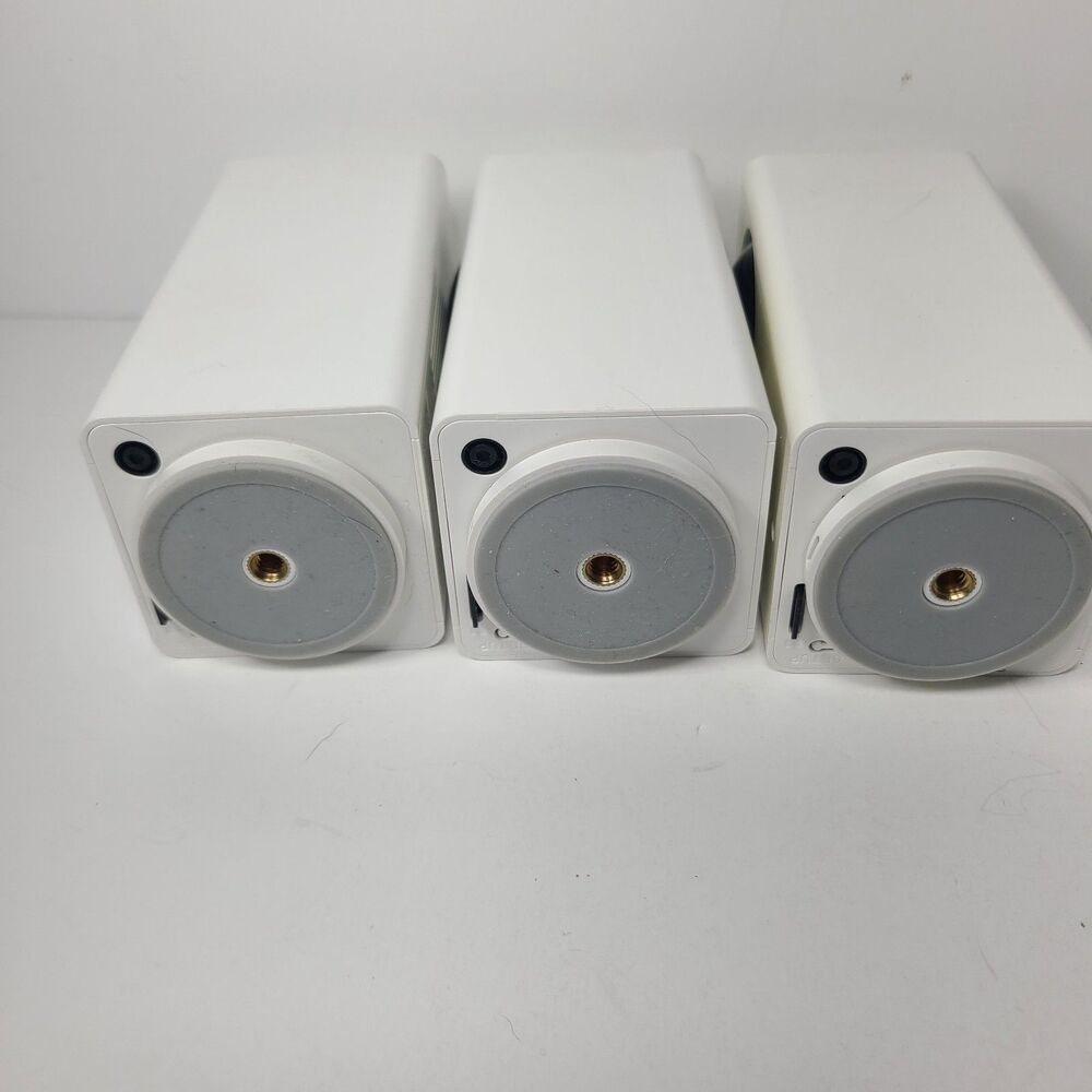 LOT of 4 Wyze Cam Pan WYZECP1 WYZEC2 1080p Wi-Fi  Security Camera w/ Adapters - Picture 8 of 9